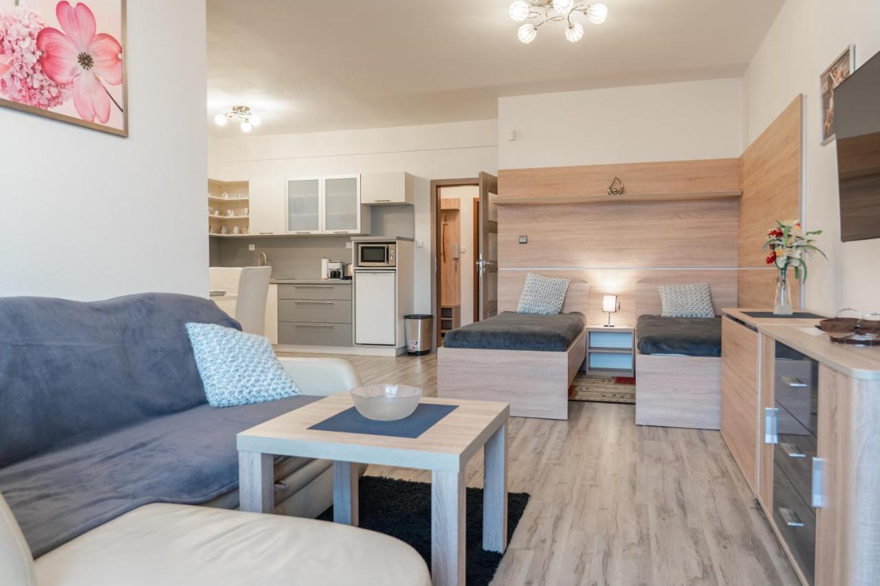 Tatrystay Apartments Tatranska Велька-Ломница Экстерьер фото
